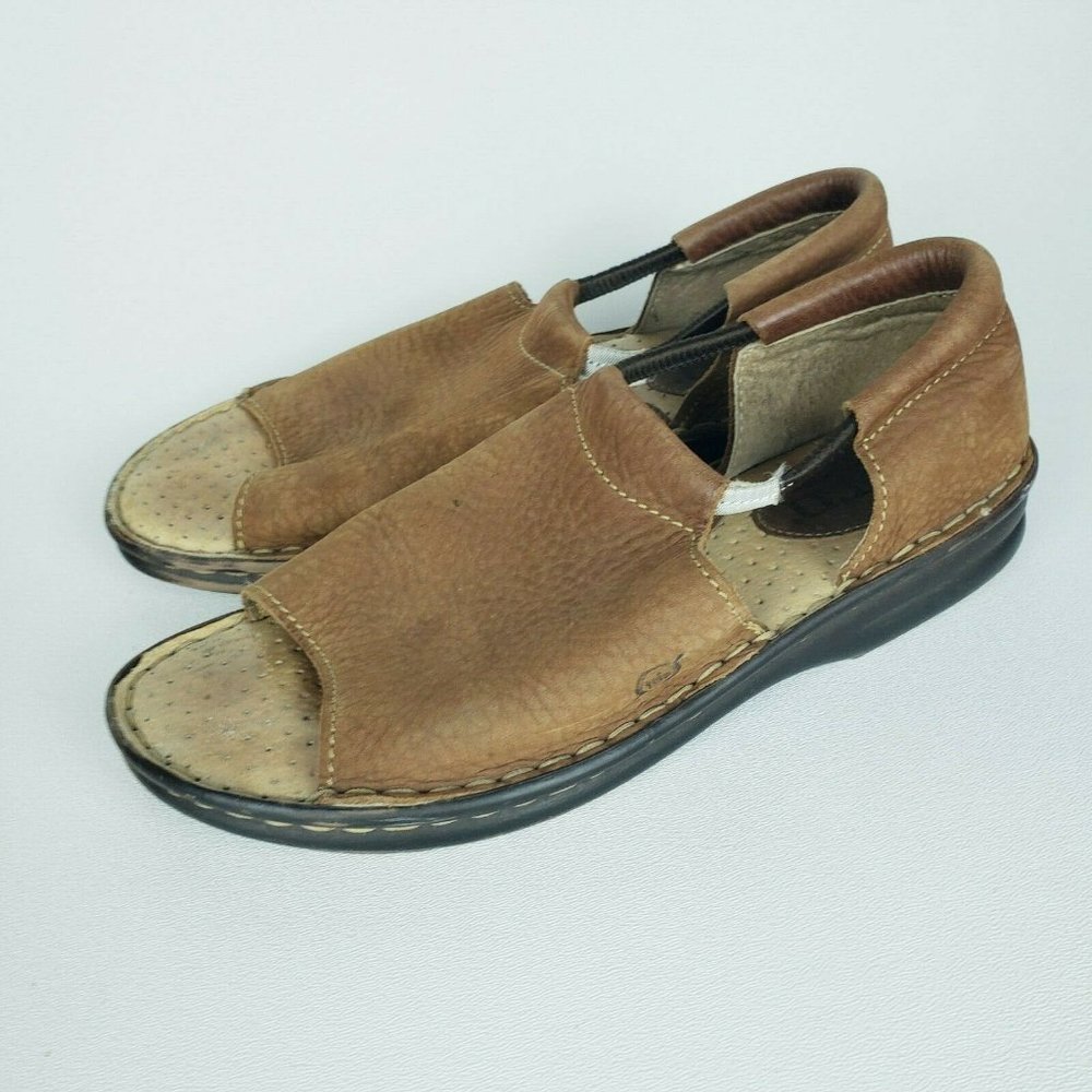 Born Elastic Band Heel Support Comfort Slip On